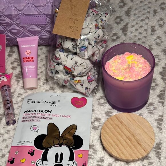*BUNDLE* Mallows Cosmetic Bag FULL of Beauty Fun & Candle Perfect for Mom & Girl - Picture 6 of 16